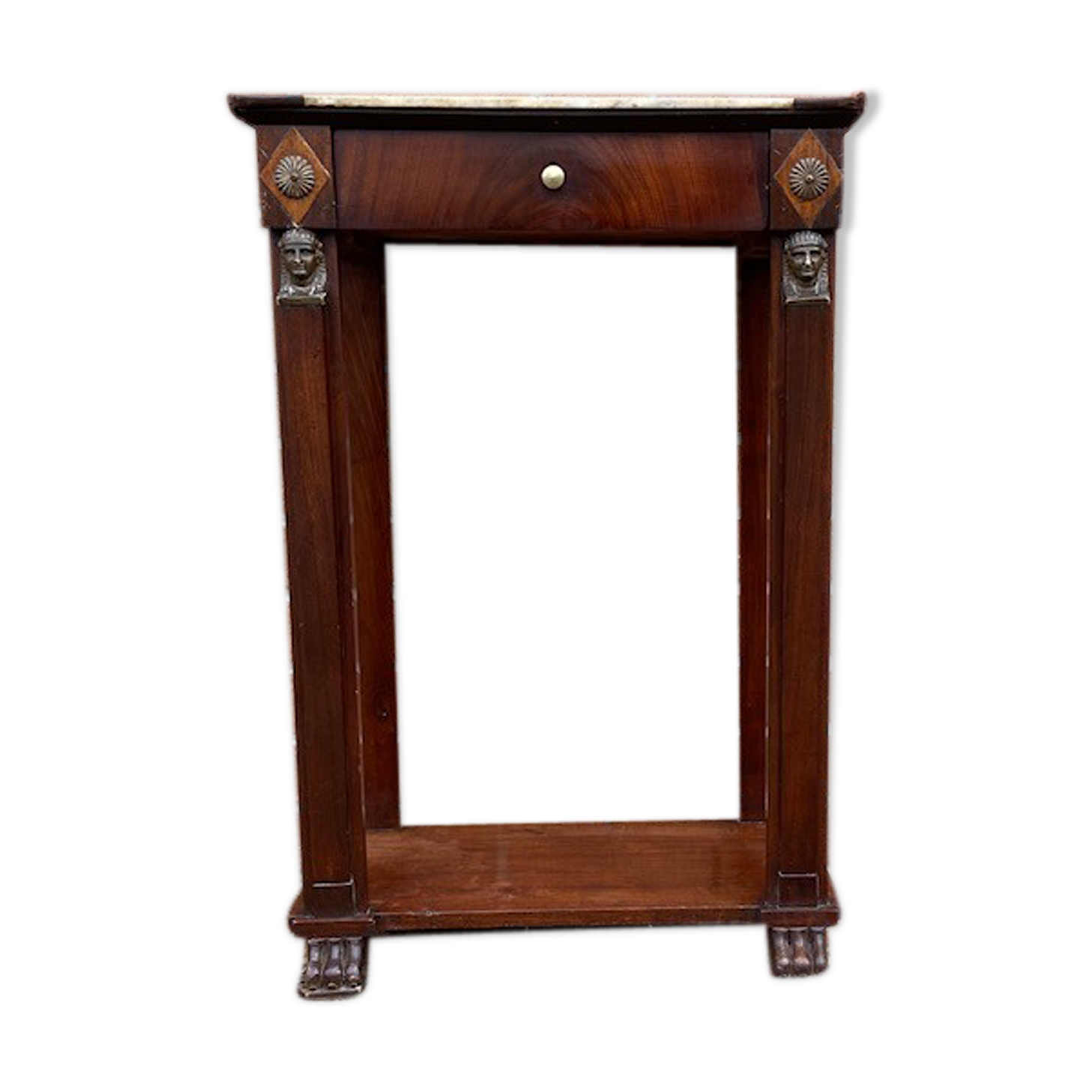 Empire console back from Égypt