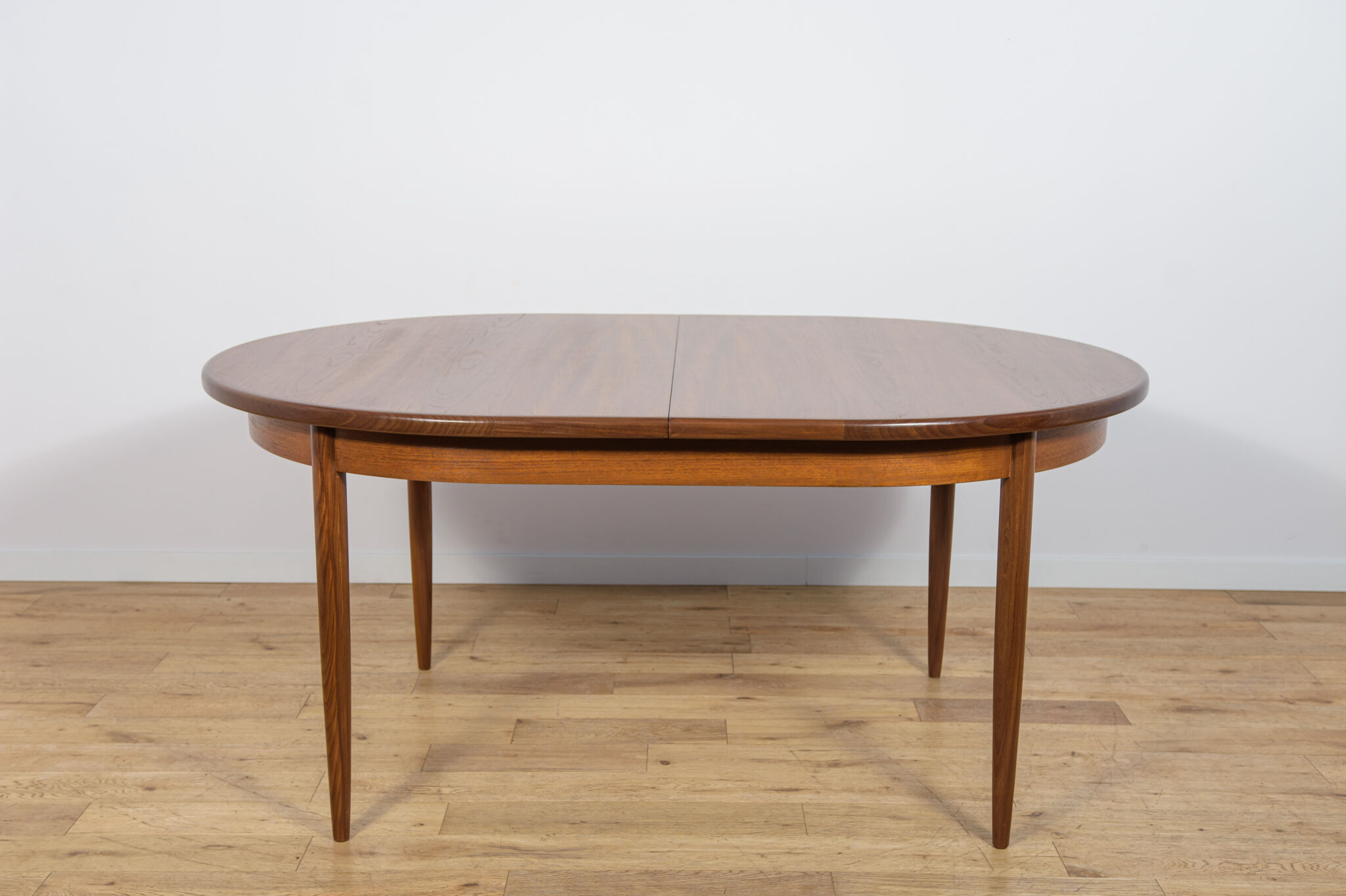 Mid-Century Modern Teak Oval Dining Table from G-Plan, United Kingdom, 1960s