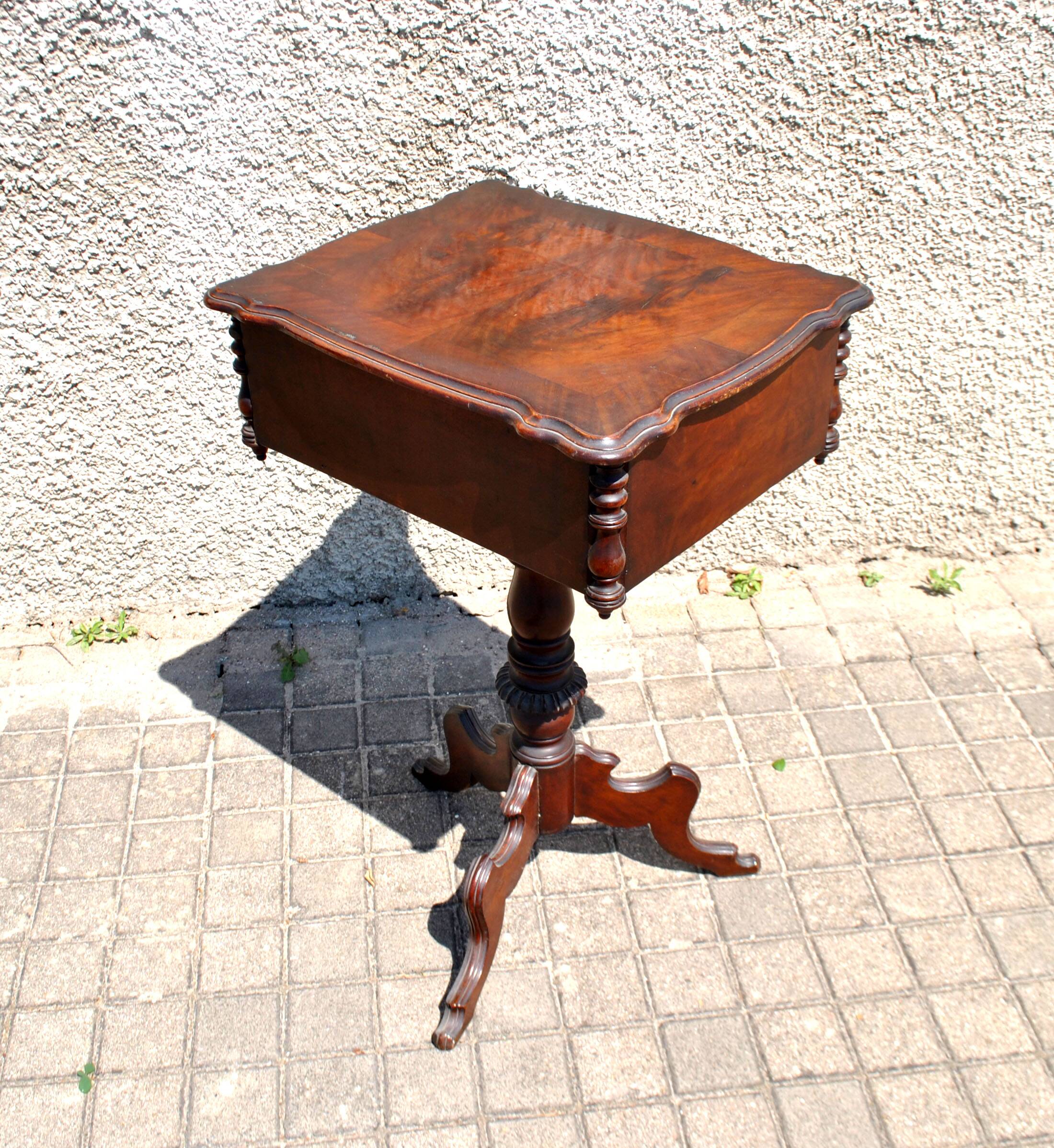 Napoleon III wooden compartment work cabinet Jewelry box