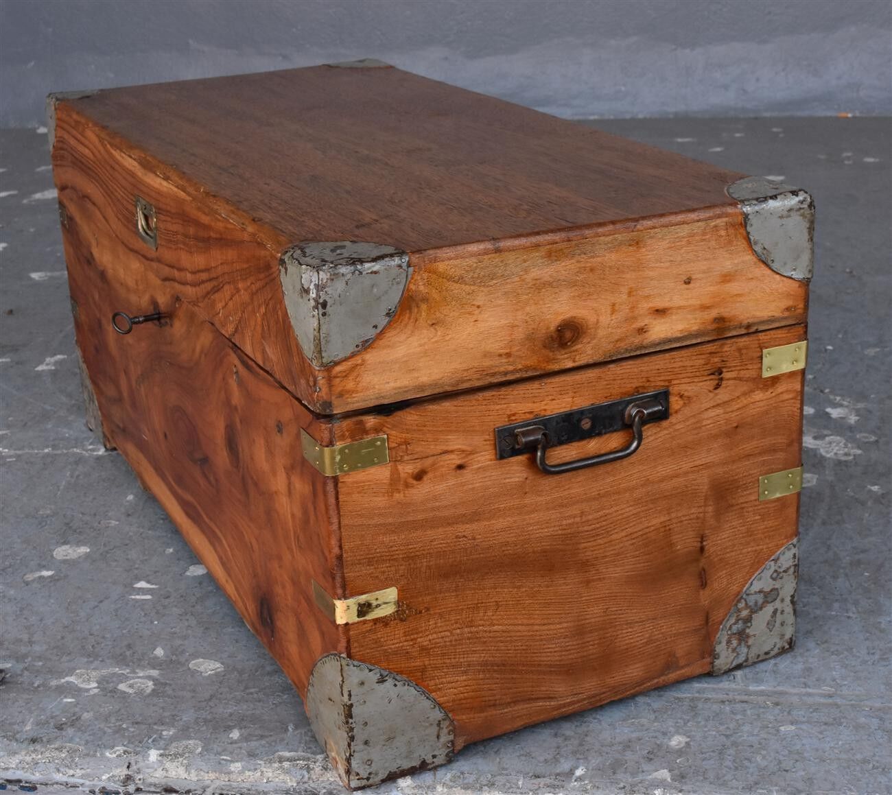 Navy in time camphor trunk late XIXth
