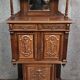 Cabinet sculpté en noyer avec panneaux en terre cuite – Style Renaissance