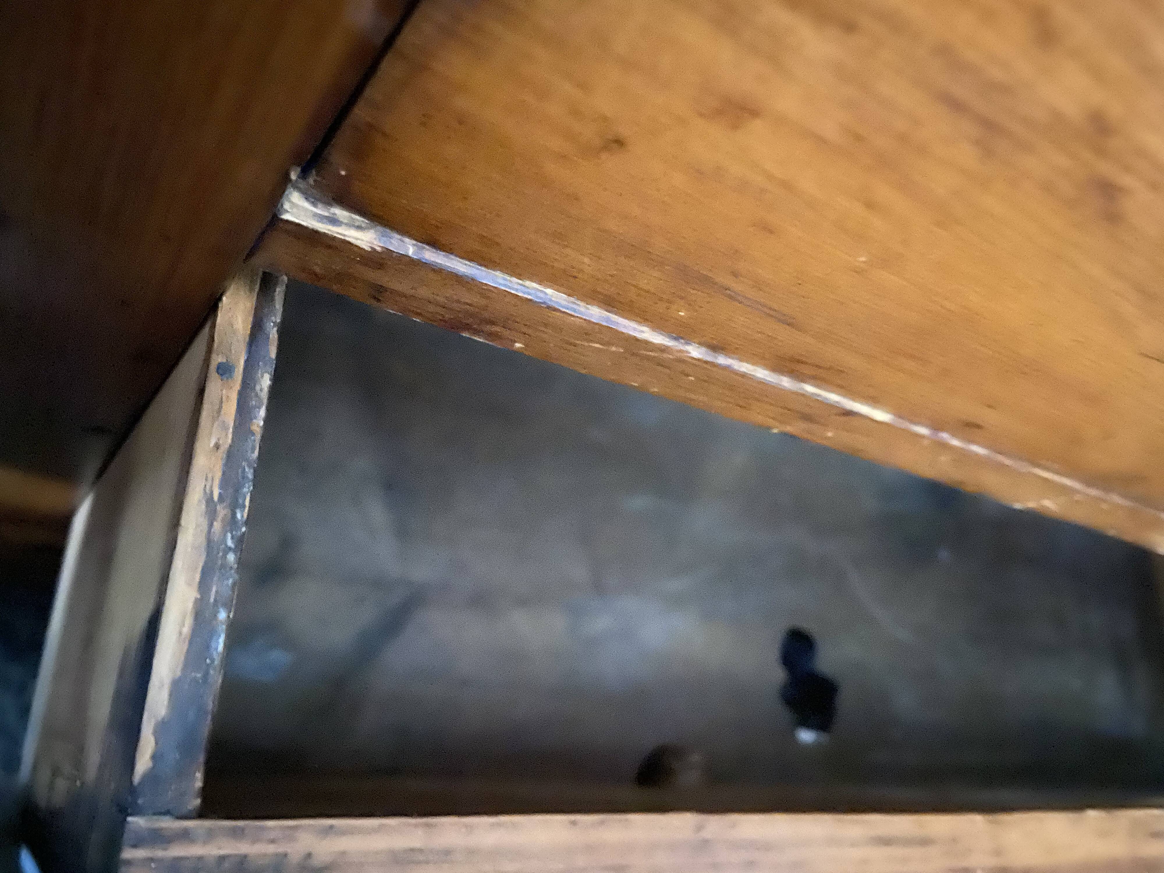 English pine chest of drawers early twentieth century