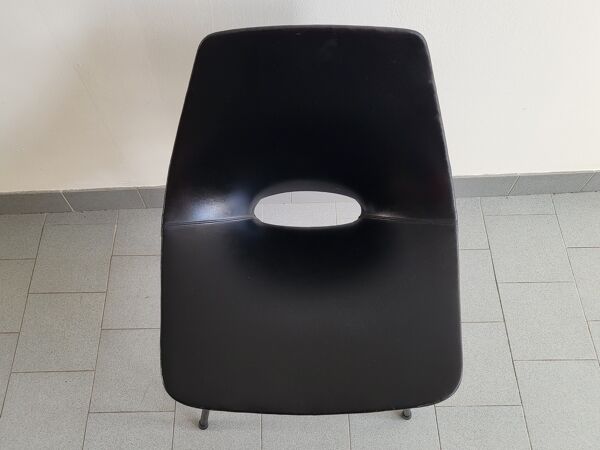 Chaise tonneau de Pierre Guariche pour Steiner 1950