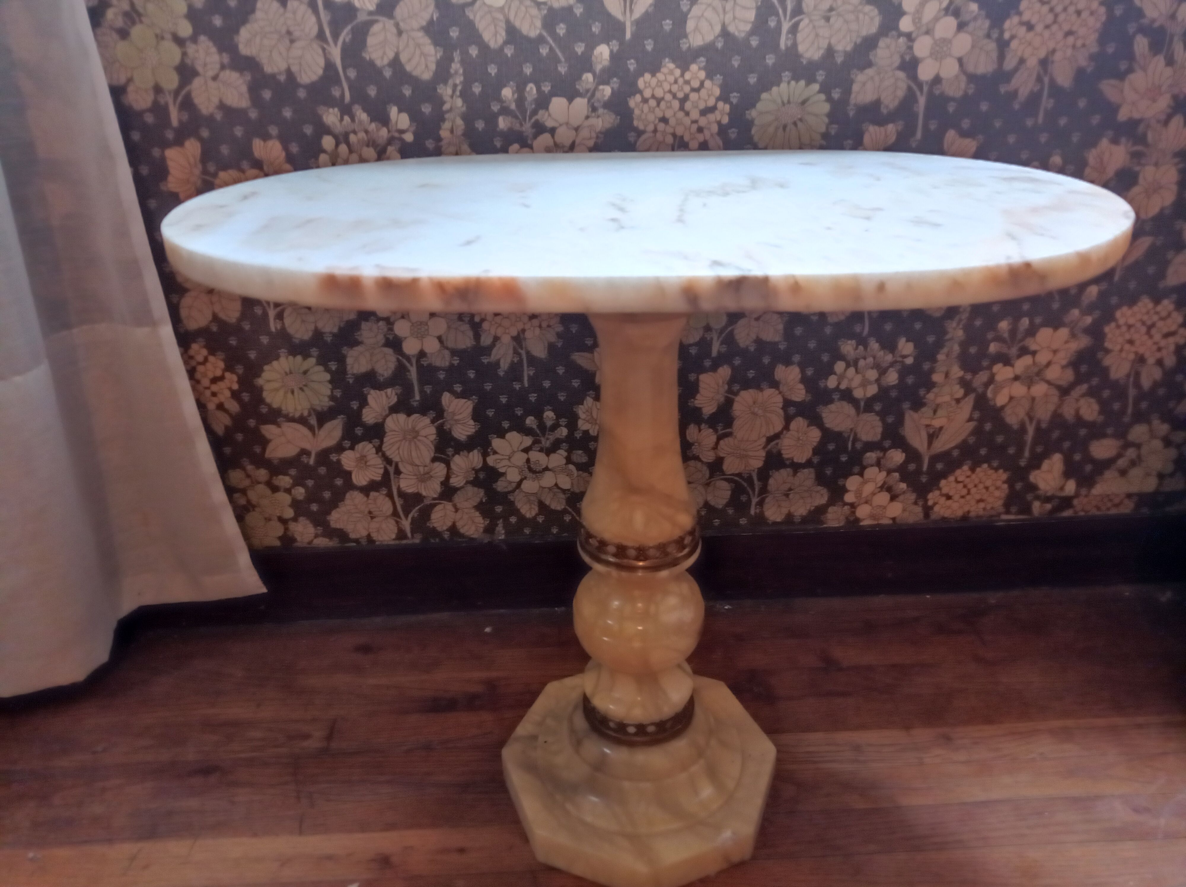 Alabaster pedestal table