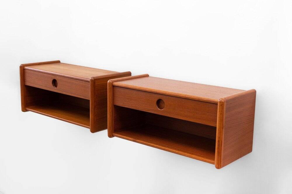 Set of 2 wall-mounted cabinets by Vildbjerg Møbelfabrik, 1960s