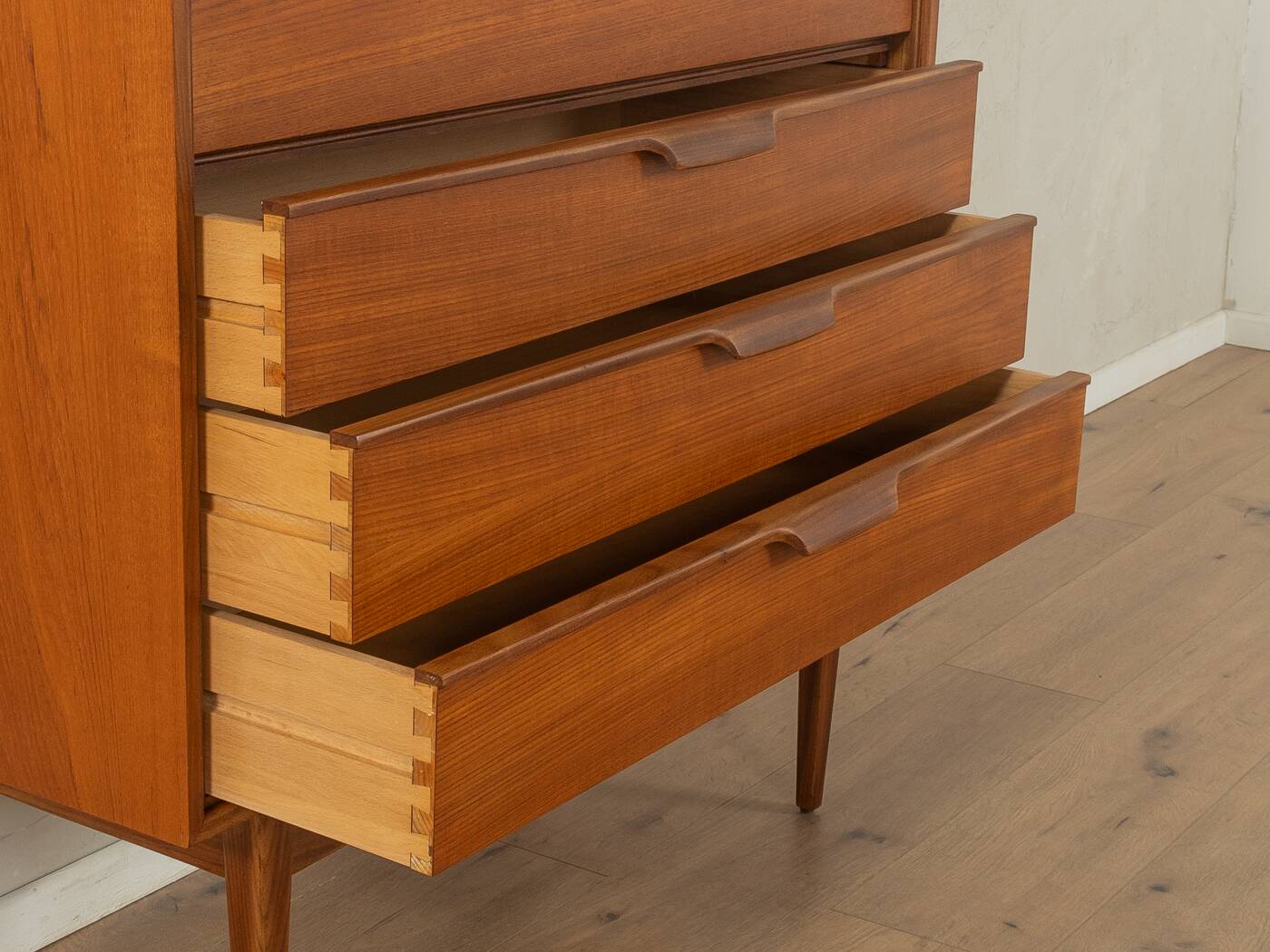 Bureau des années 1960