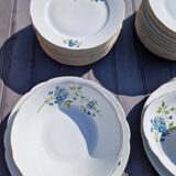 Bareuther porcelain dinnerware set, 75 pieces with forget-me-not decoration