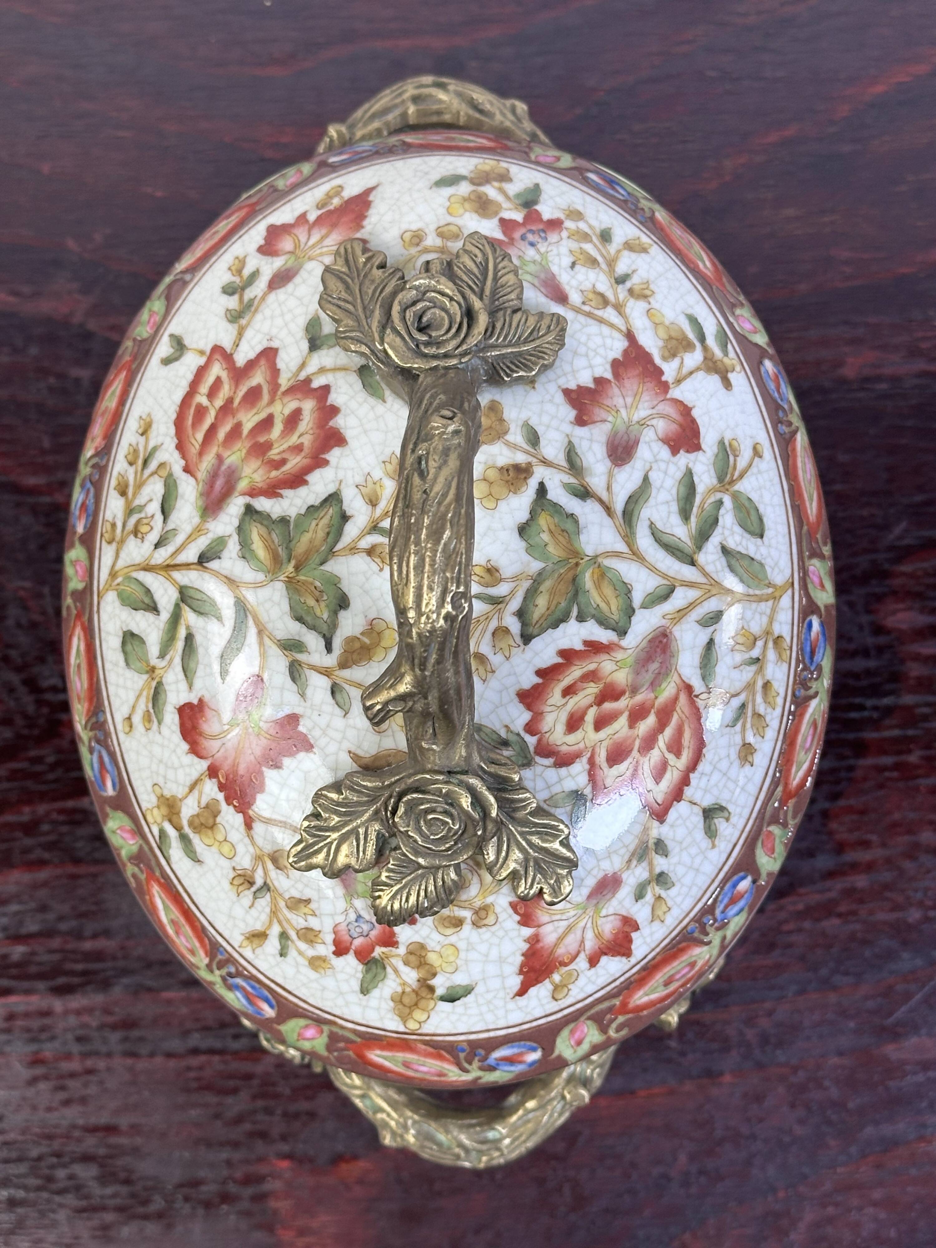 Louis XV style enamelled ceramic and bronze pot 22x16cm