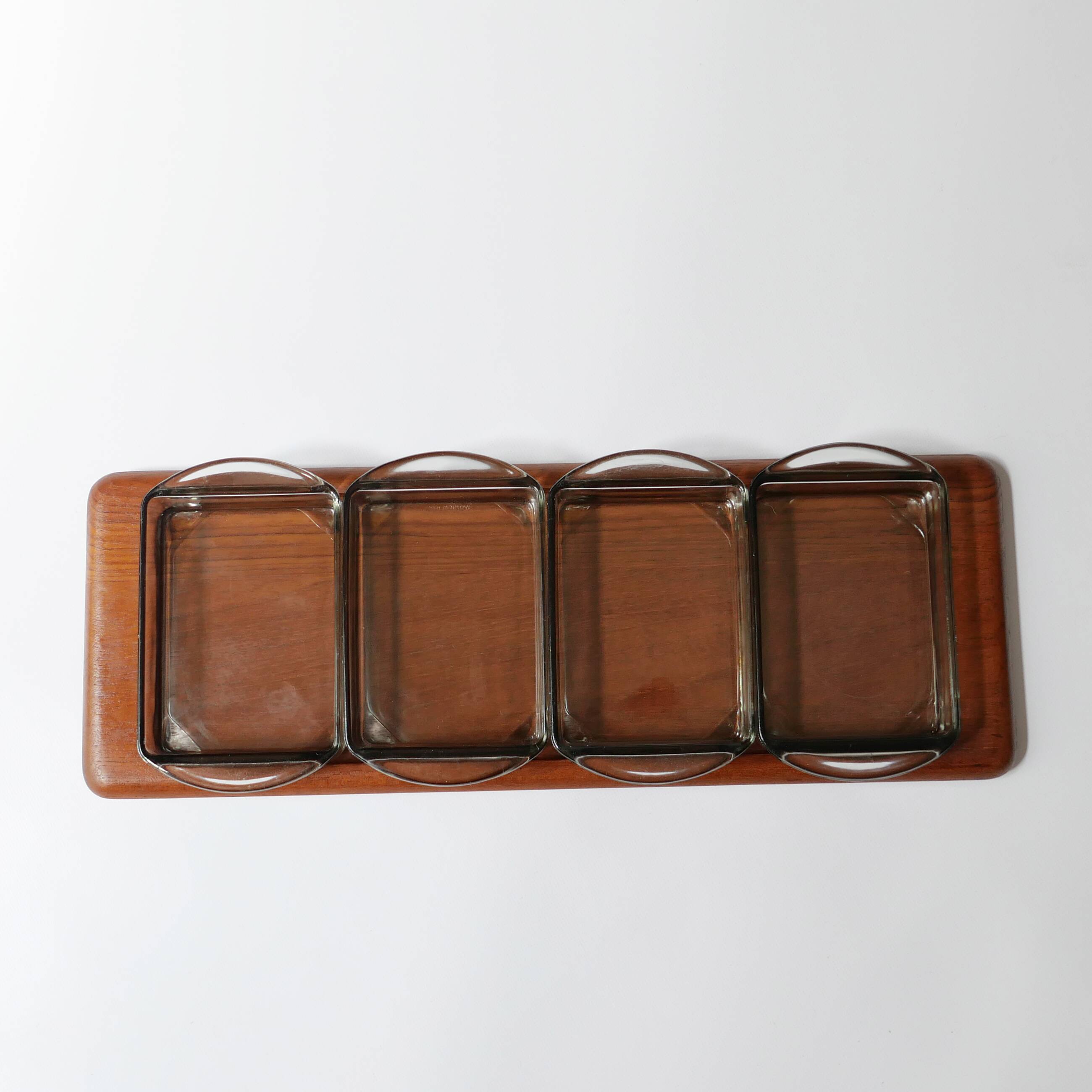 Plateau  aperitif en teck design scandinave digsmed 1960