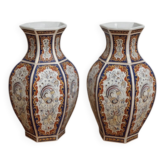 Pair of baluster vases in Imari porcelain