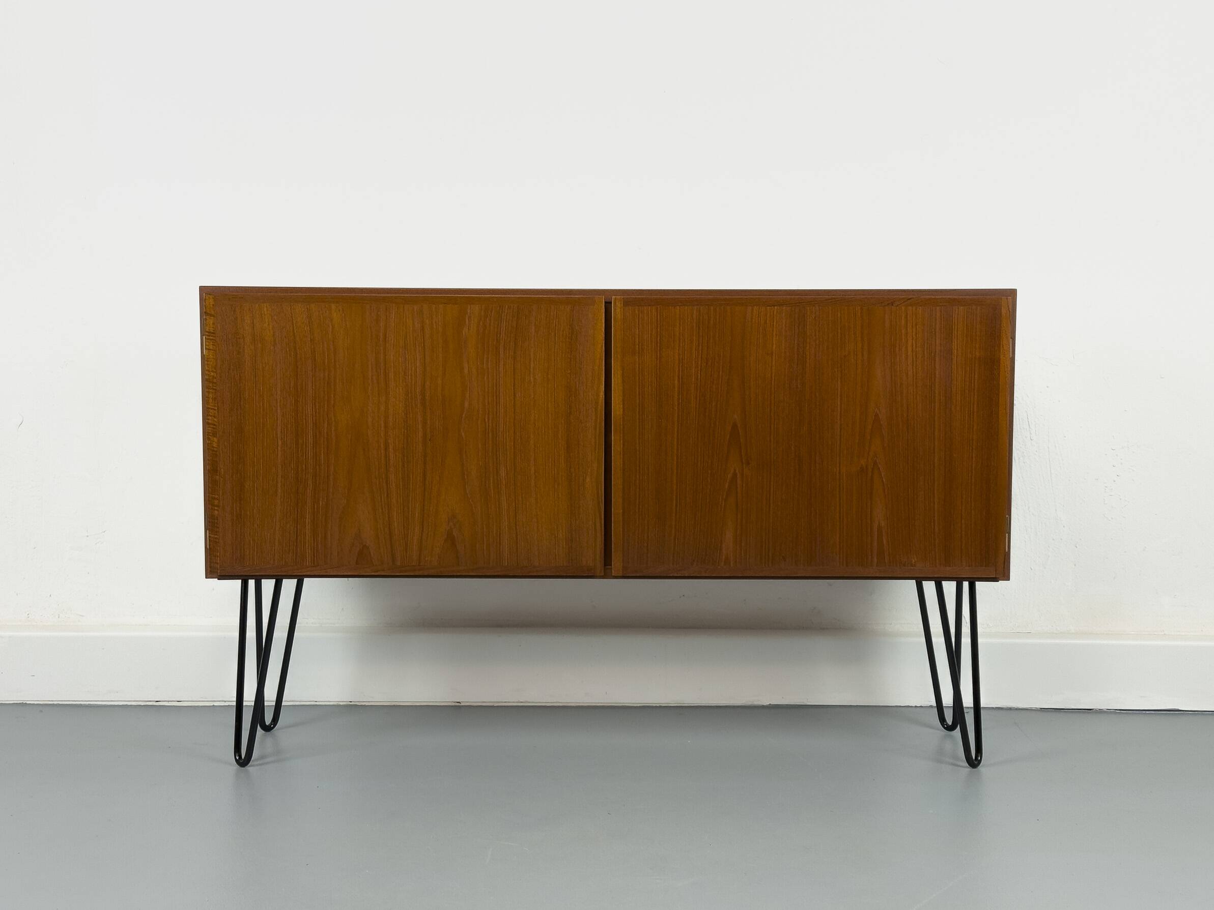 Danish teak sideboard by Omann Jun, 1970s
