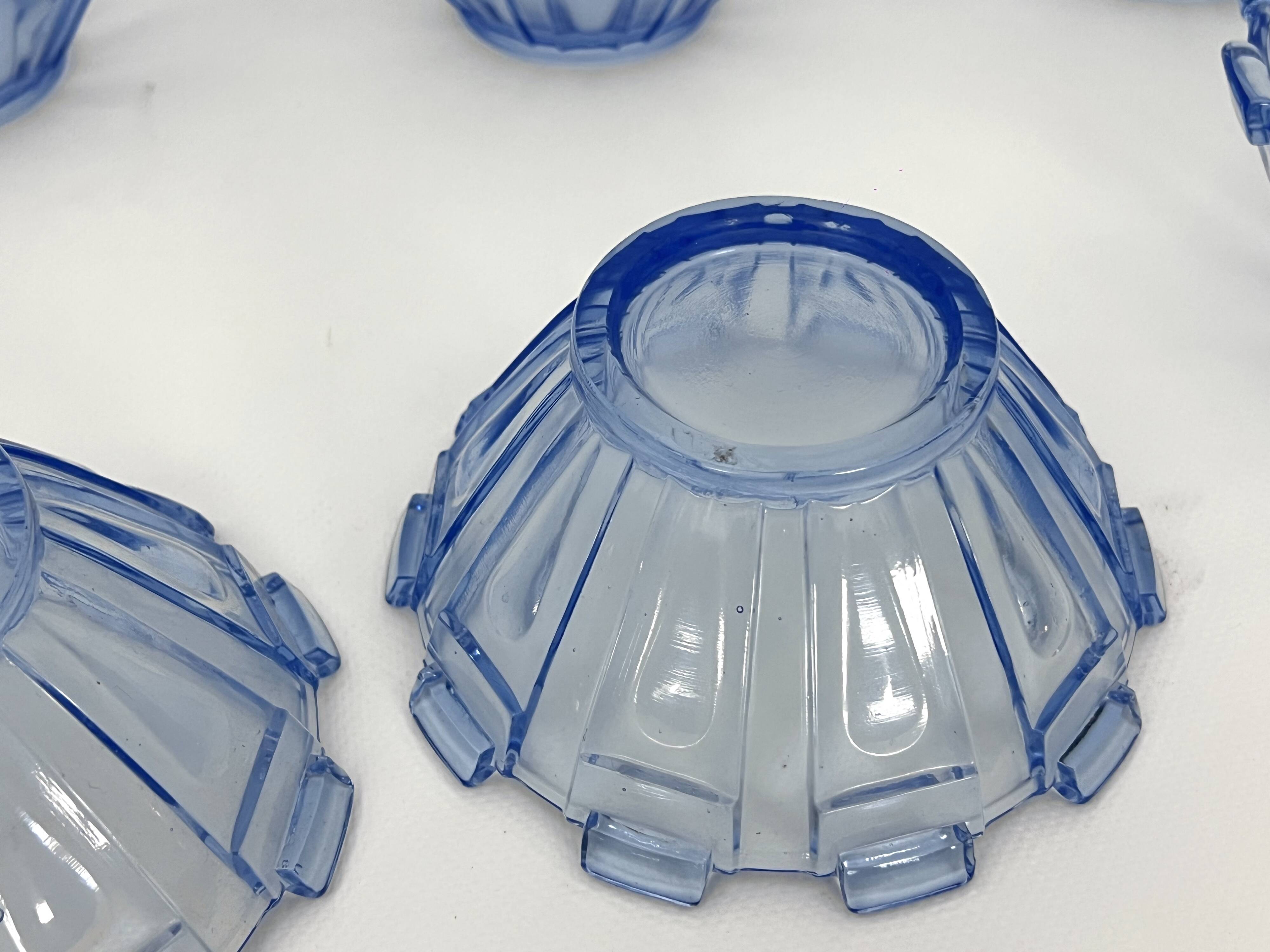 Art Deco Murano glass serving bowl set of 13. Italy 1930s