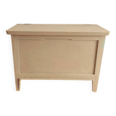 Vintage chest