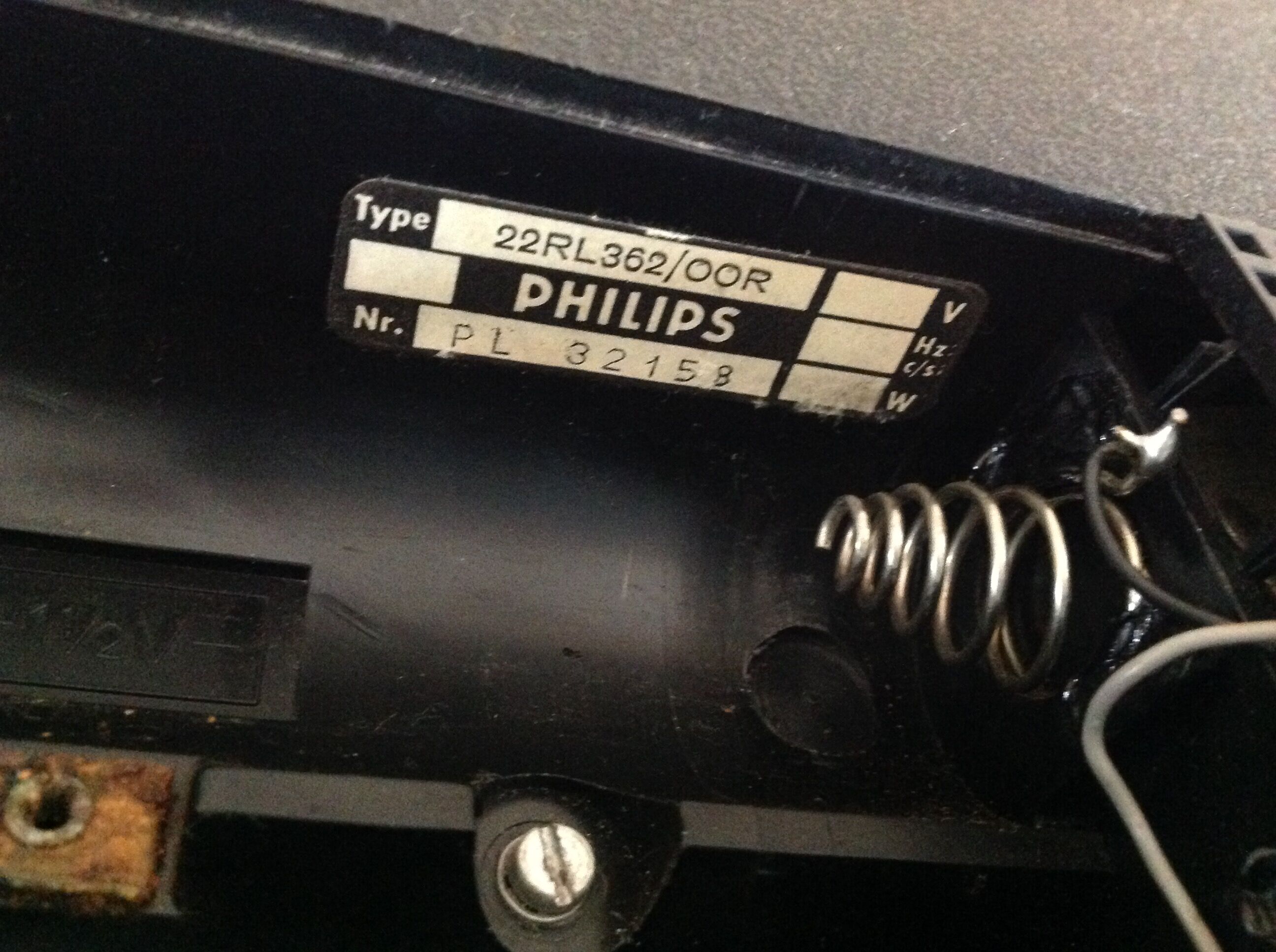 Former vintage Philips transistor radio 22RL362 - 60s