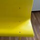 Banc vintage 4 places en fibre jaune – années 80