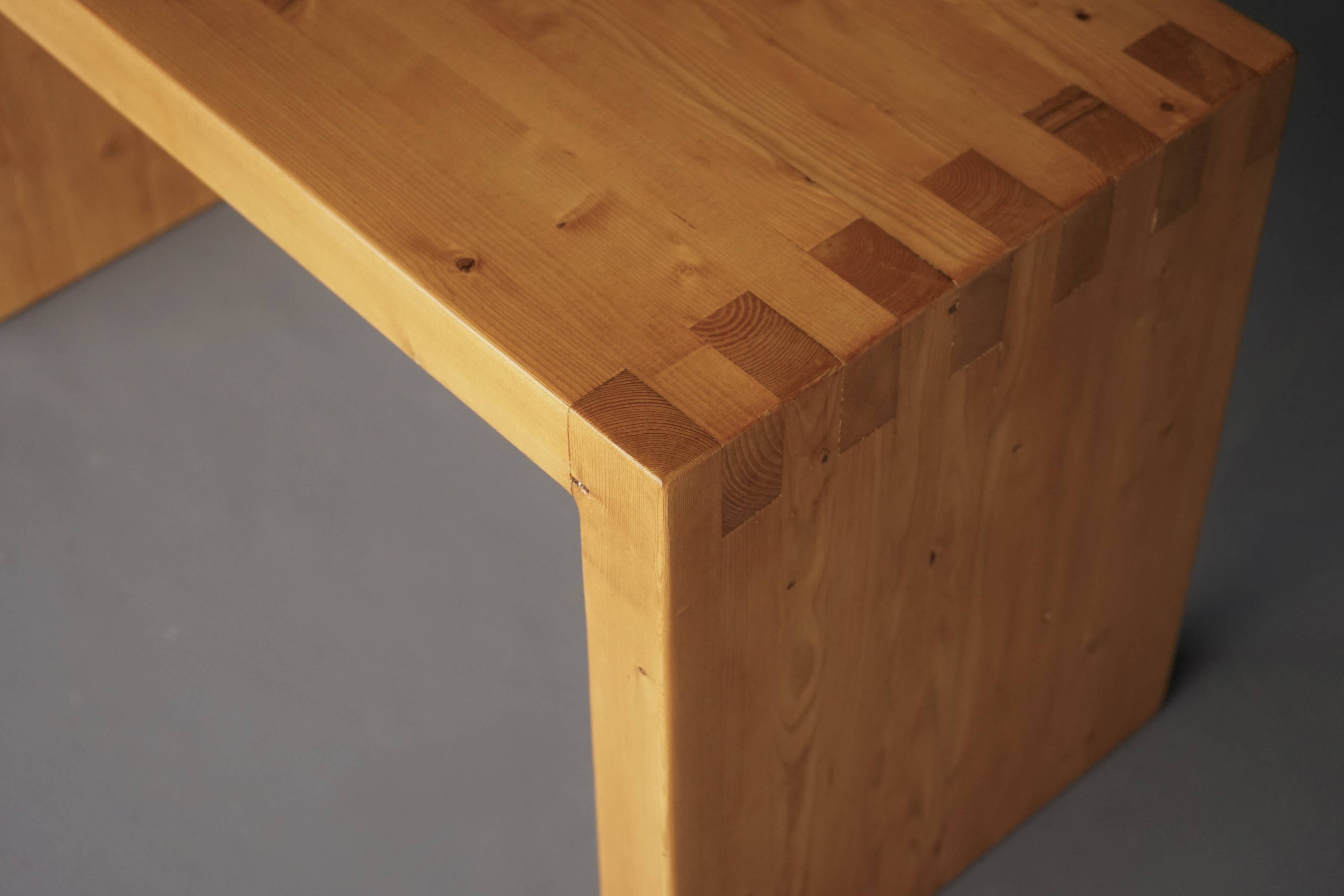 Banc vintage en pin massif années 1970