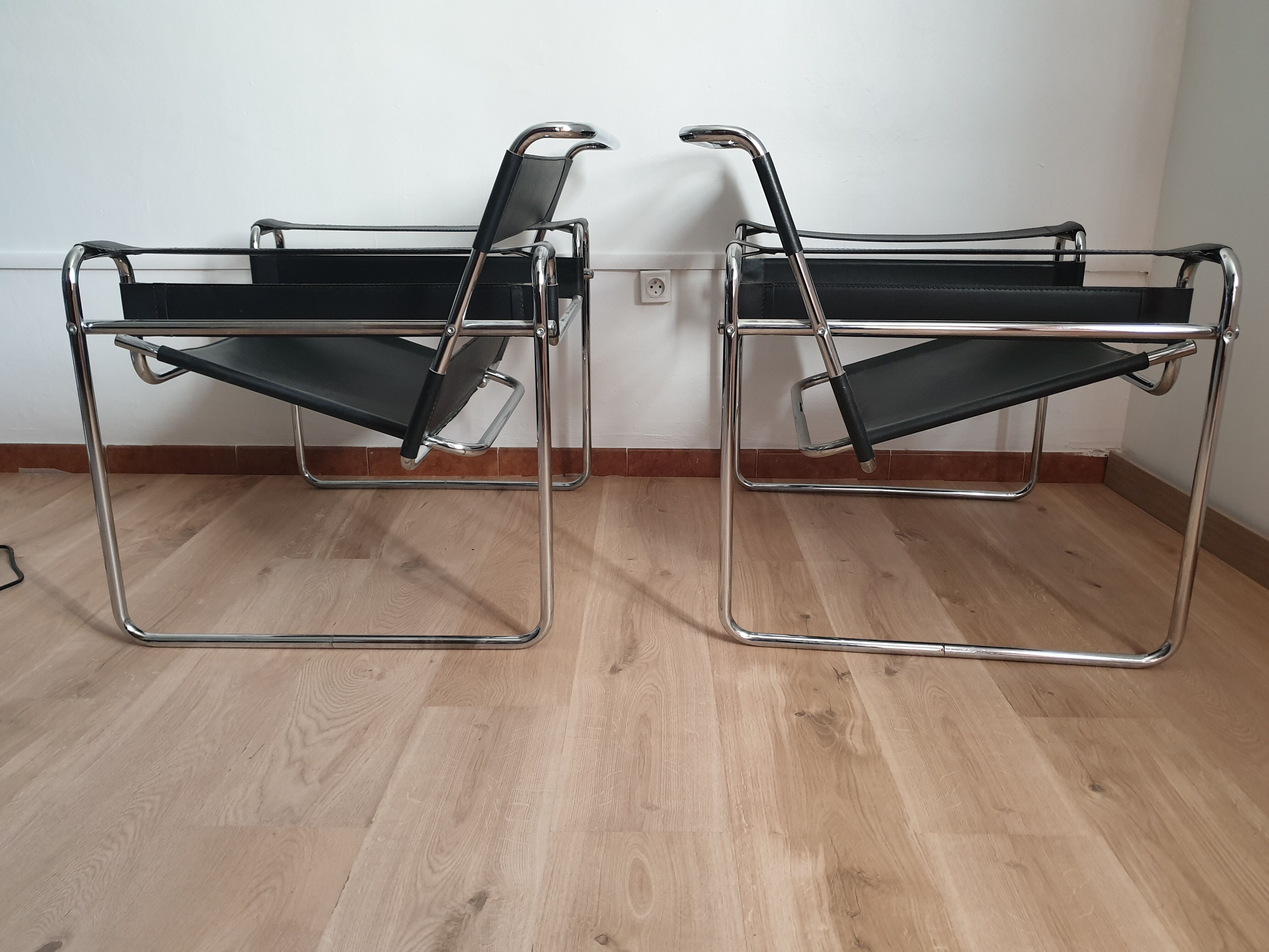 Paire de fauteuils wassily de Marcel Breuer