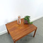 Vierkante Deense teak salontafel Magnus Olesen met ronde poten, nr.2