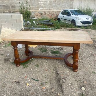 Oak farm table