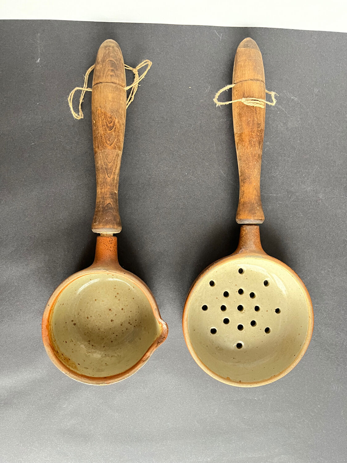 Ladle and sandstone strainer