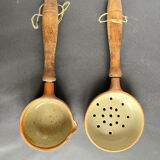 Ladle and sandstone strainer