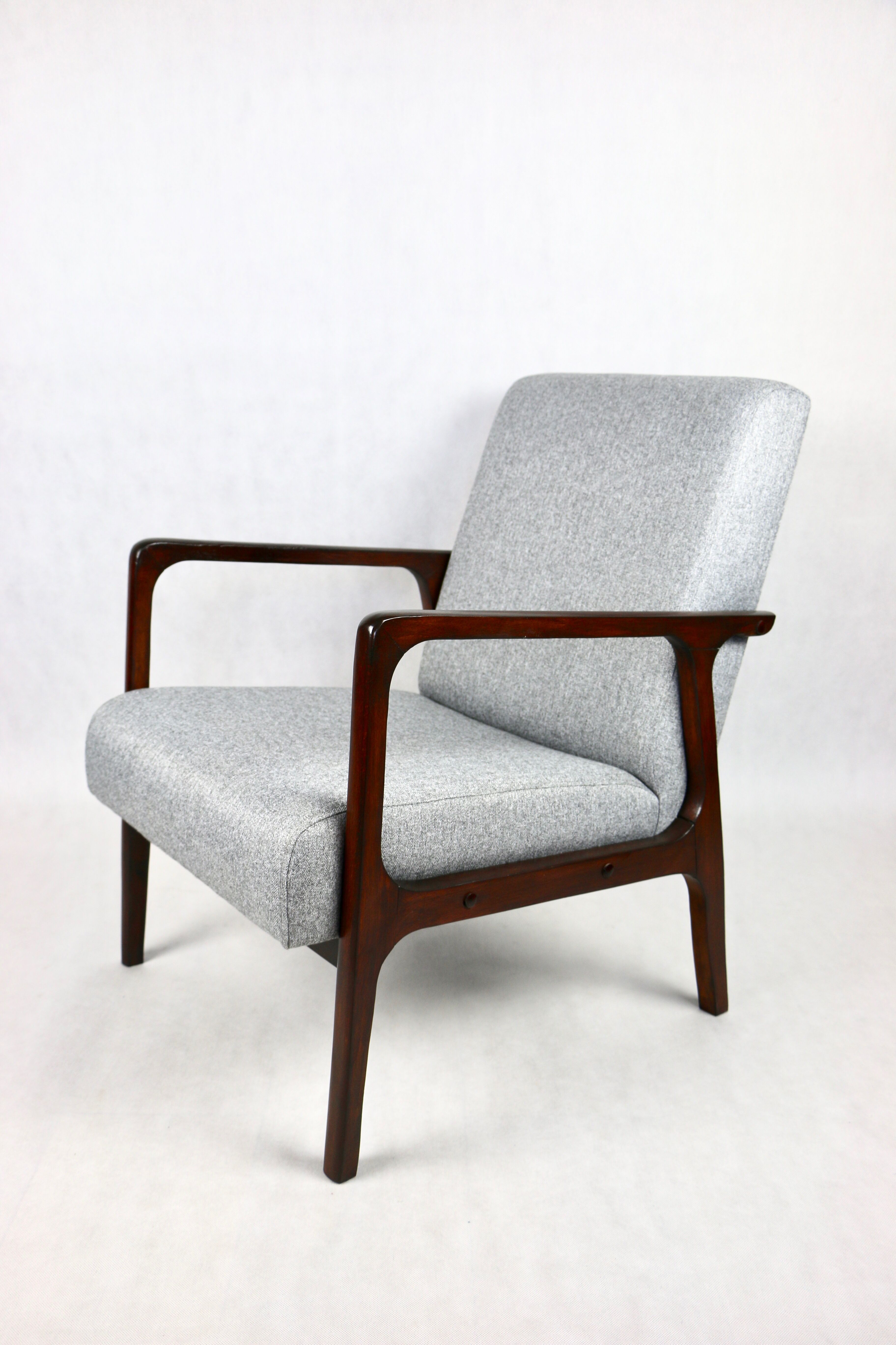 Fauteuil gris, années 1970