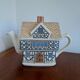 Théière anglaise  tudor house Années 1990