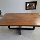 Blunt manufacture wood table