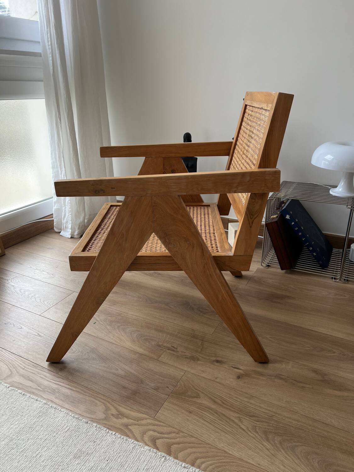 Fauteuil en bois et cannage