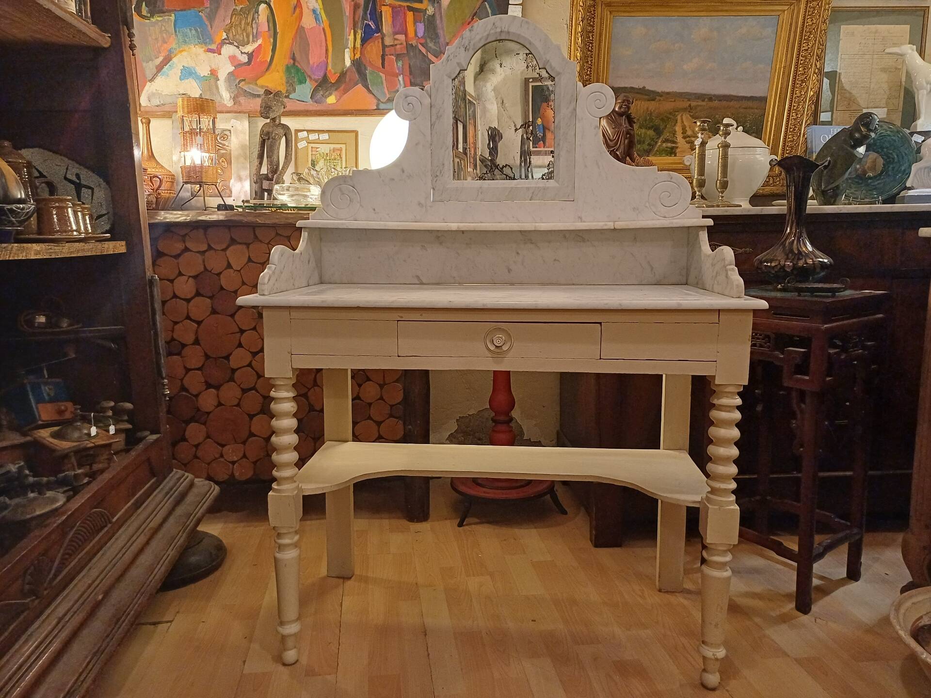 Belle et grande coiffeuse blanche, marbre blanc époque 19 eme