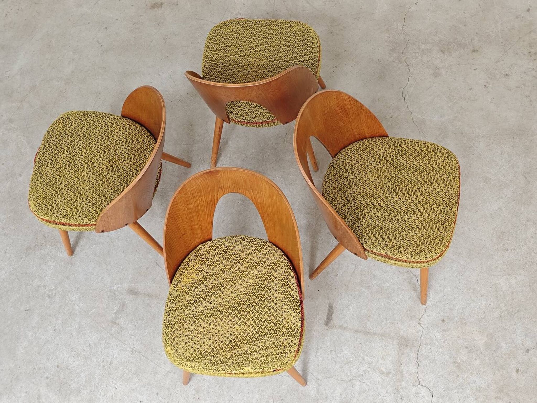 Set of 4 yellow Antonin Suman chairs for Tatra Nabytok 1960