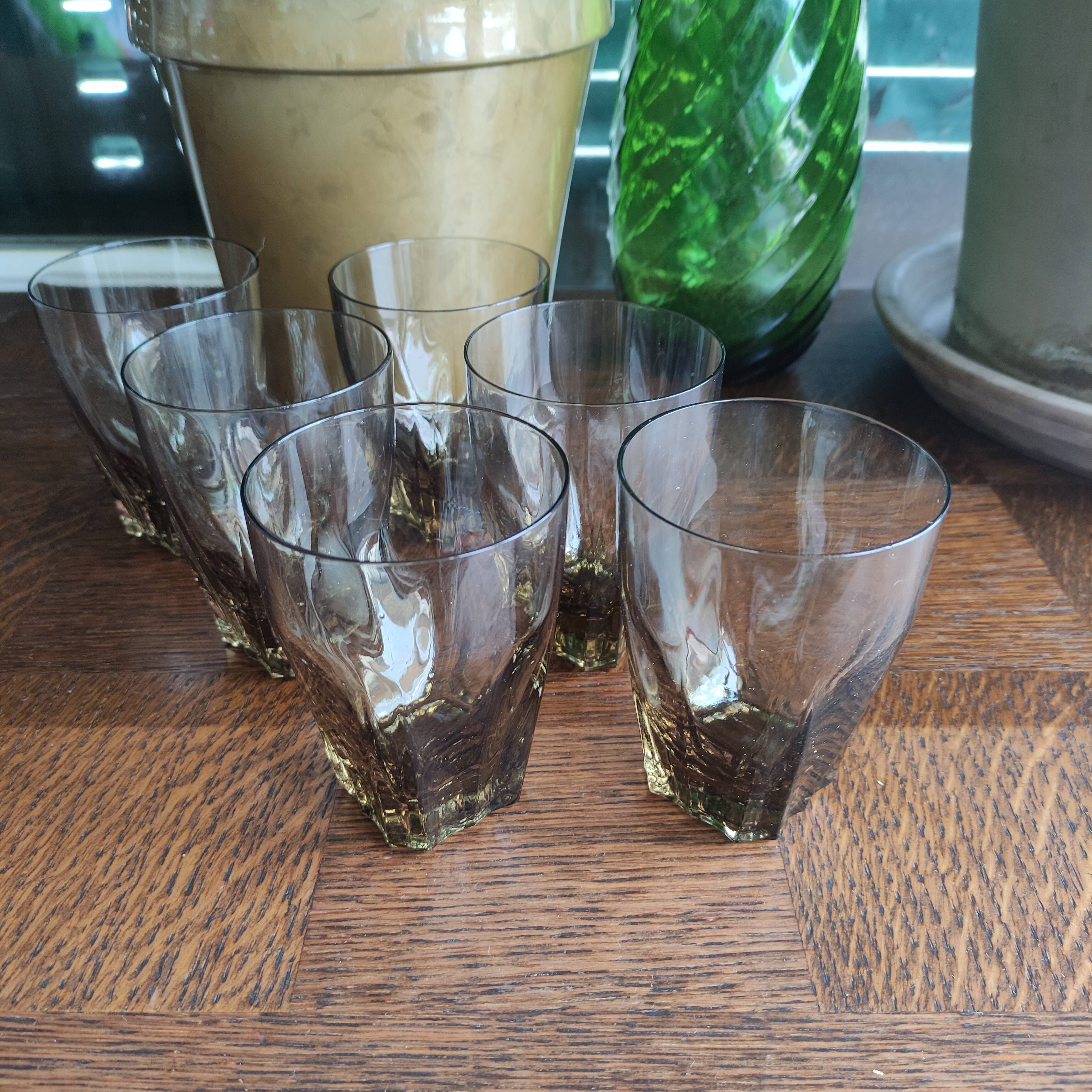 Set of 6 coffee-colored water glasses