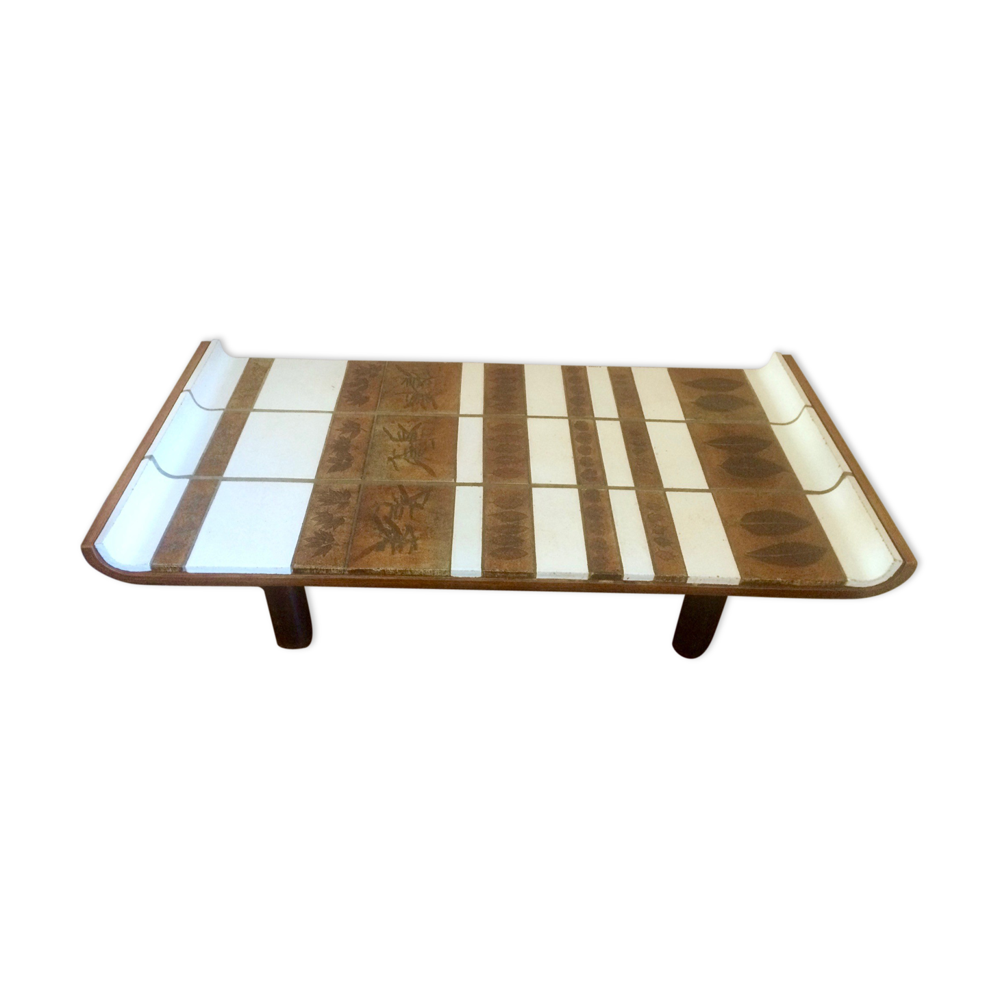 Coffee table Capron model pagoda