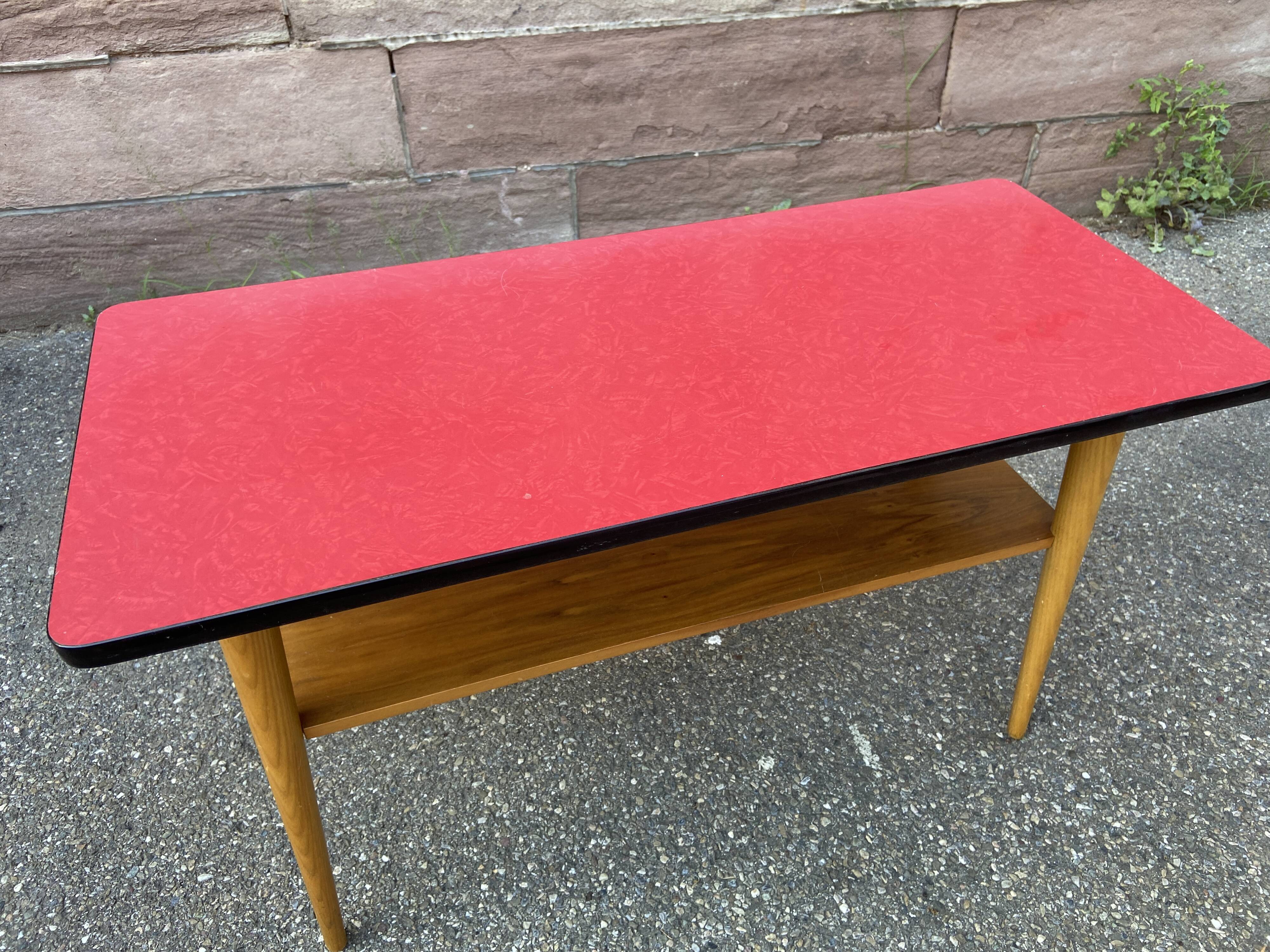 Coffee table cocktail formica