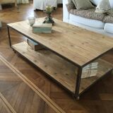 Wooden and iron coffee table with 2 shelves