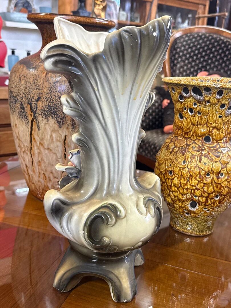 Vase – Capodimonte – Ornaments – Grey pink slipware