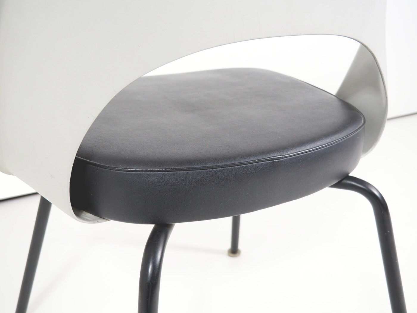 Chair No. 72 by Eero Saarinen for Knoll