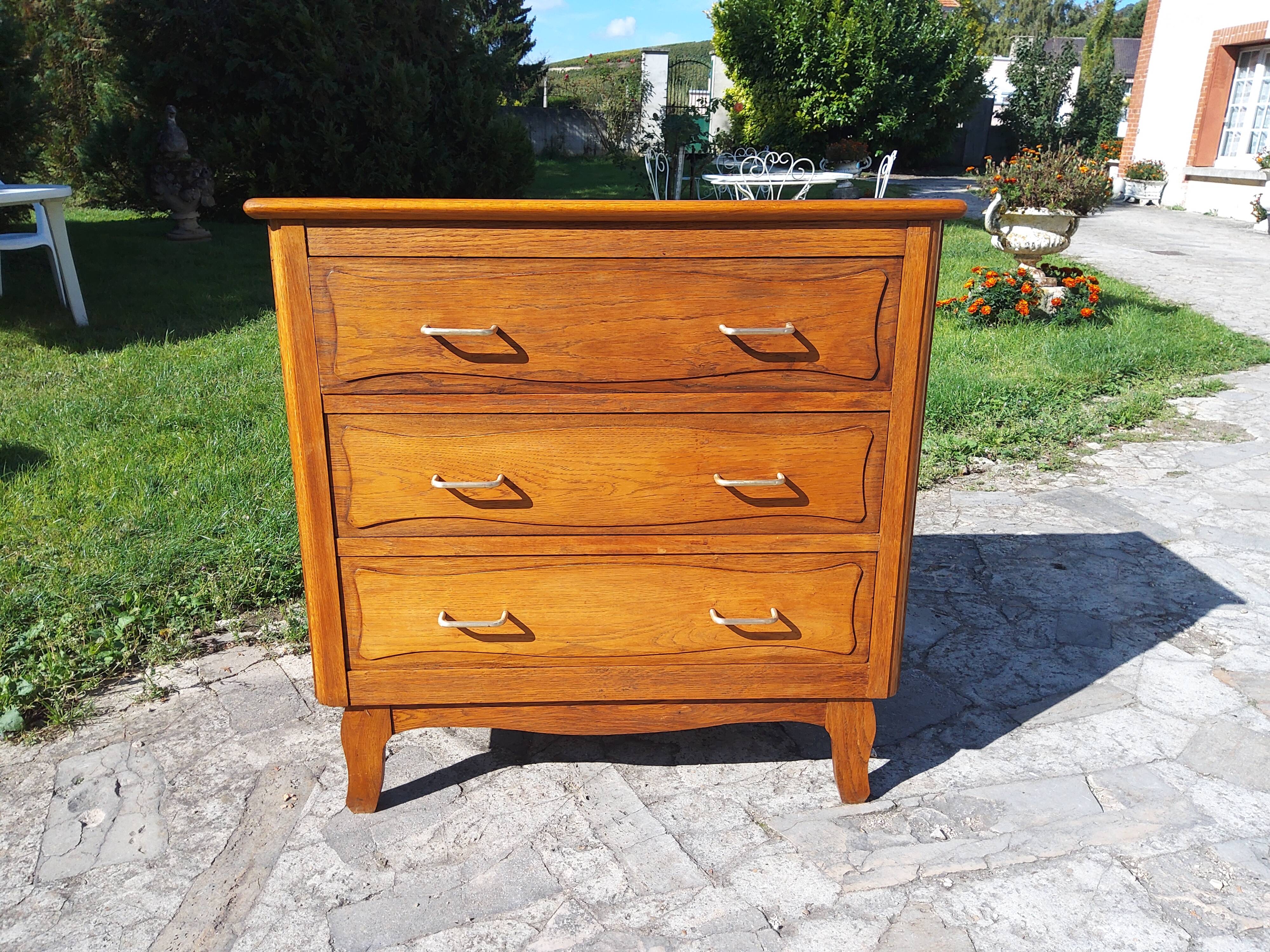 1940s chest of drawers