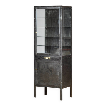 Cabinet de médecine en fer poli, années 1950