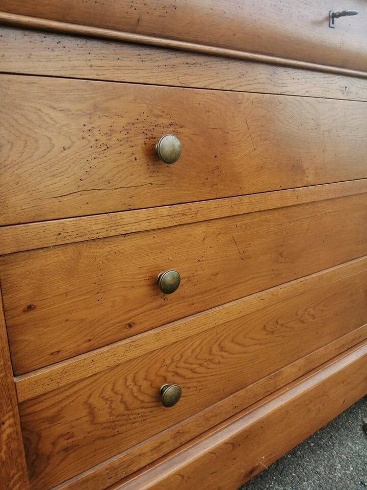 Louis Philippe dresser