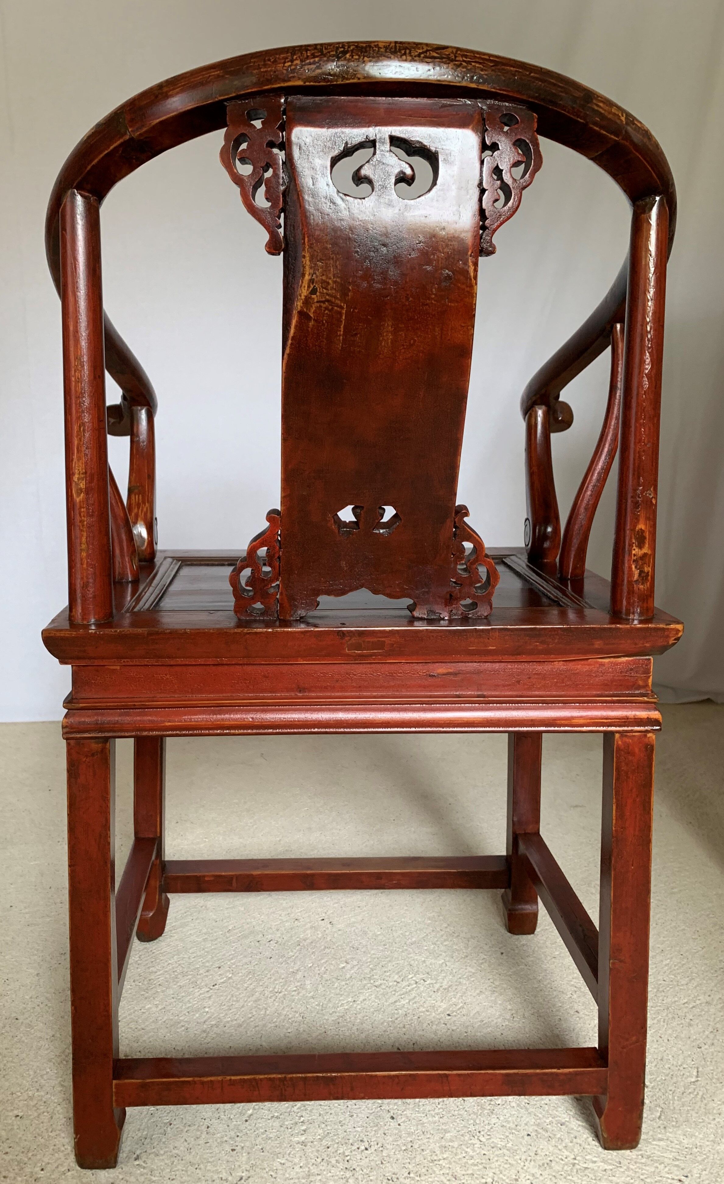 Fauteuil chinois laqué