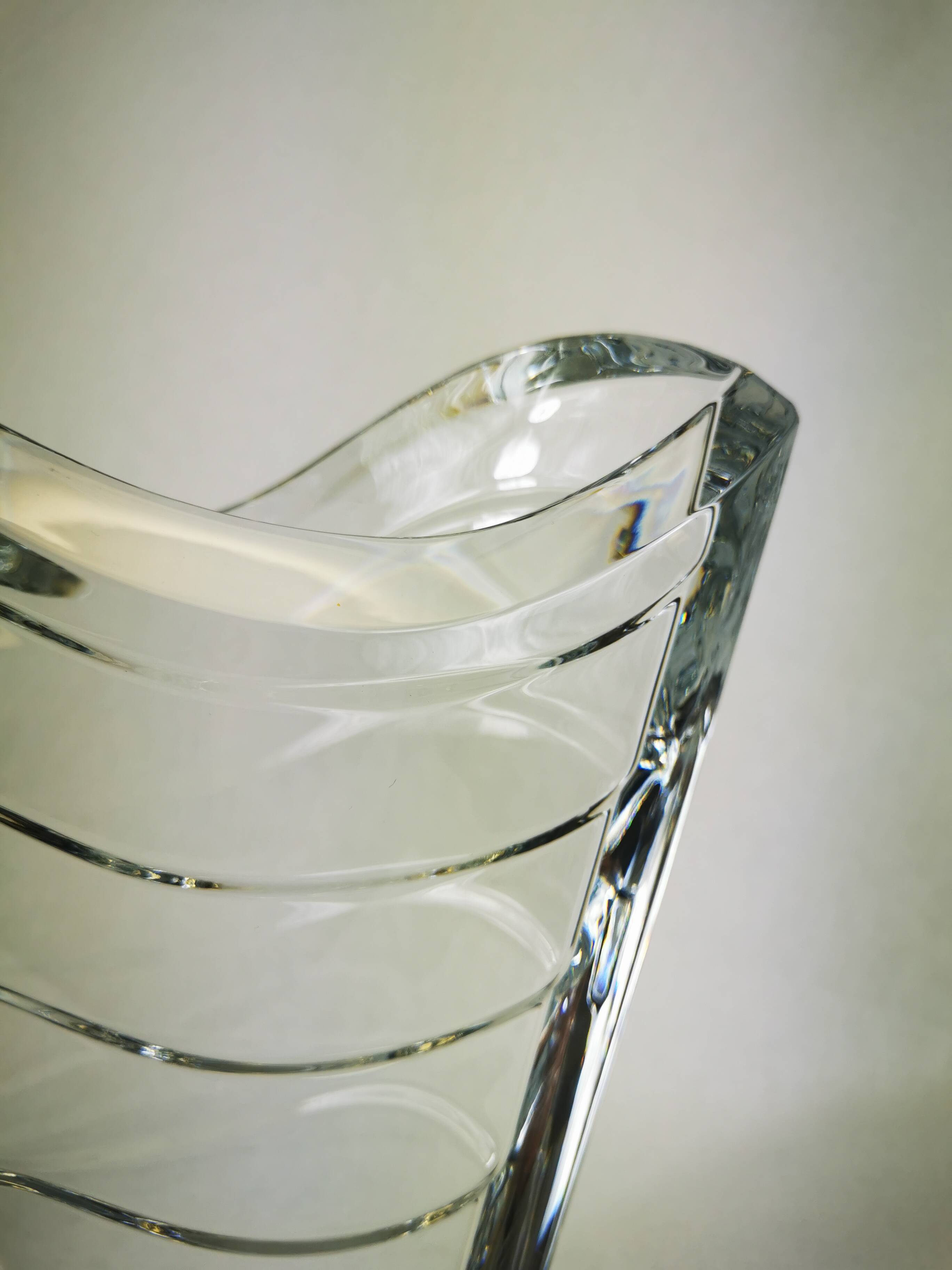 Baccarat crystal vase model Wave