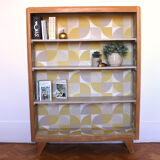 Bookcase of the 60s compass