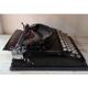 Machine à écrire rare Olivetti Ico