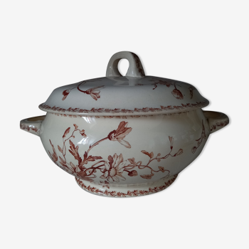 Terre de Fer KG Luneville “Marguerite” soup tureen