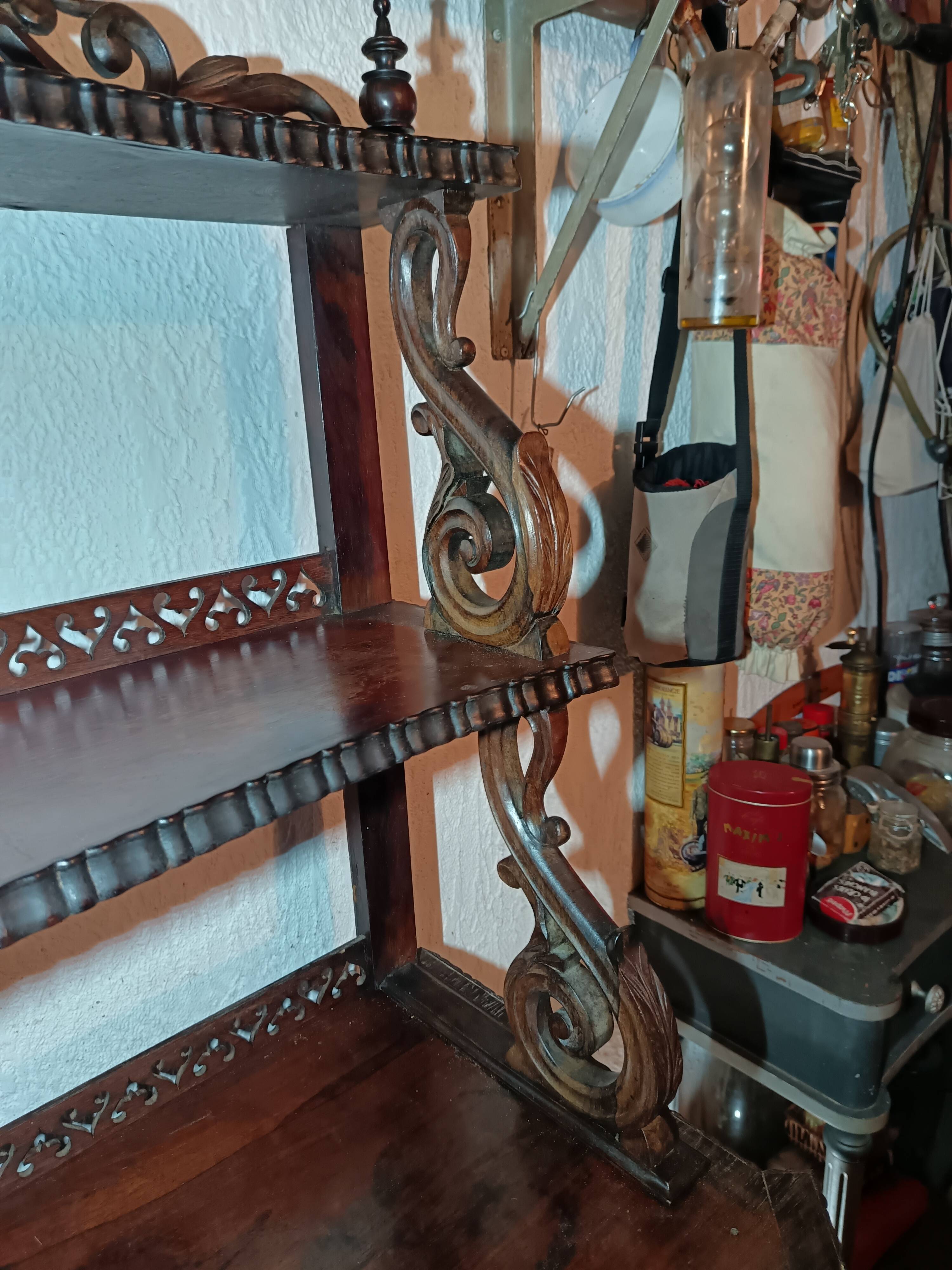 Mahogany sideboard "Napoleon III / Victorian style" from the Baroque period.