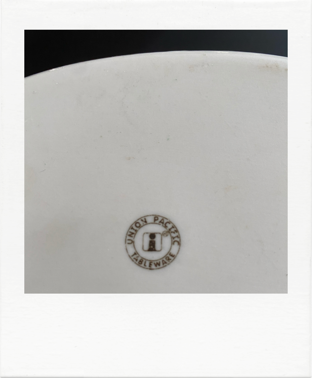 Small dish or empty pocket duck head, banche earthenware