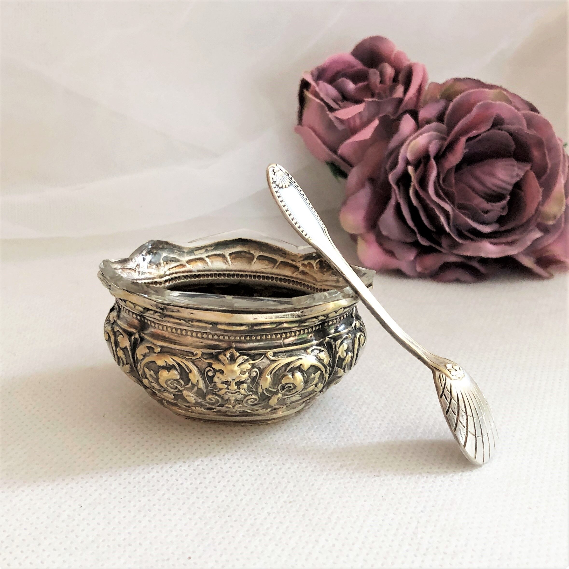 Silver metal salter and glass with salt shovel