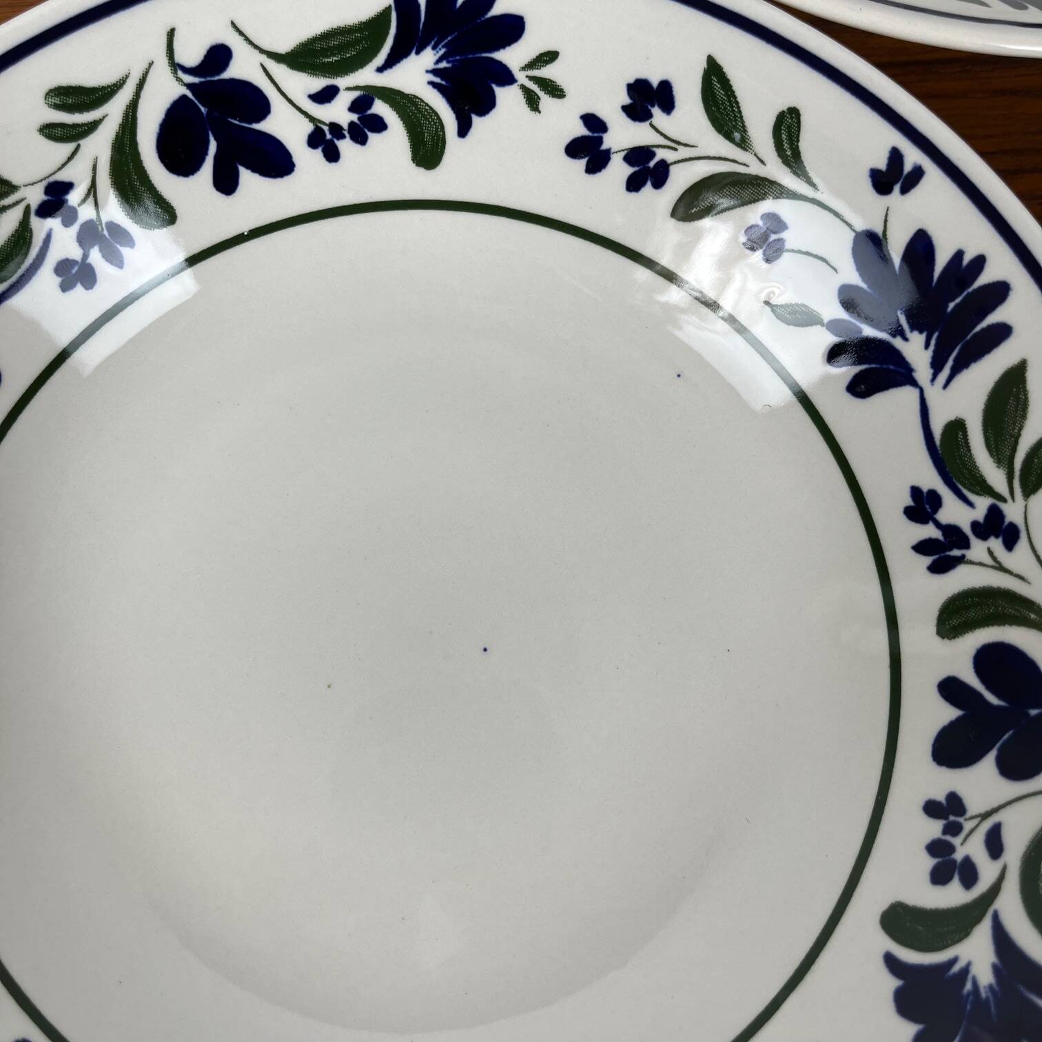 Set of 6 Churchill England soup plates, flower pattern, 1970