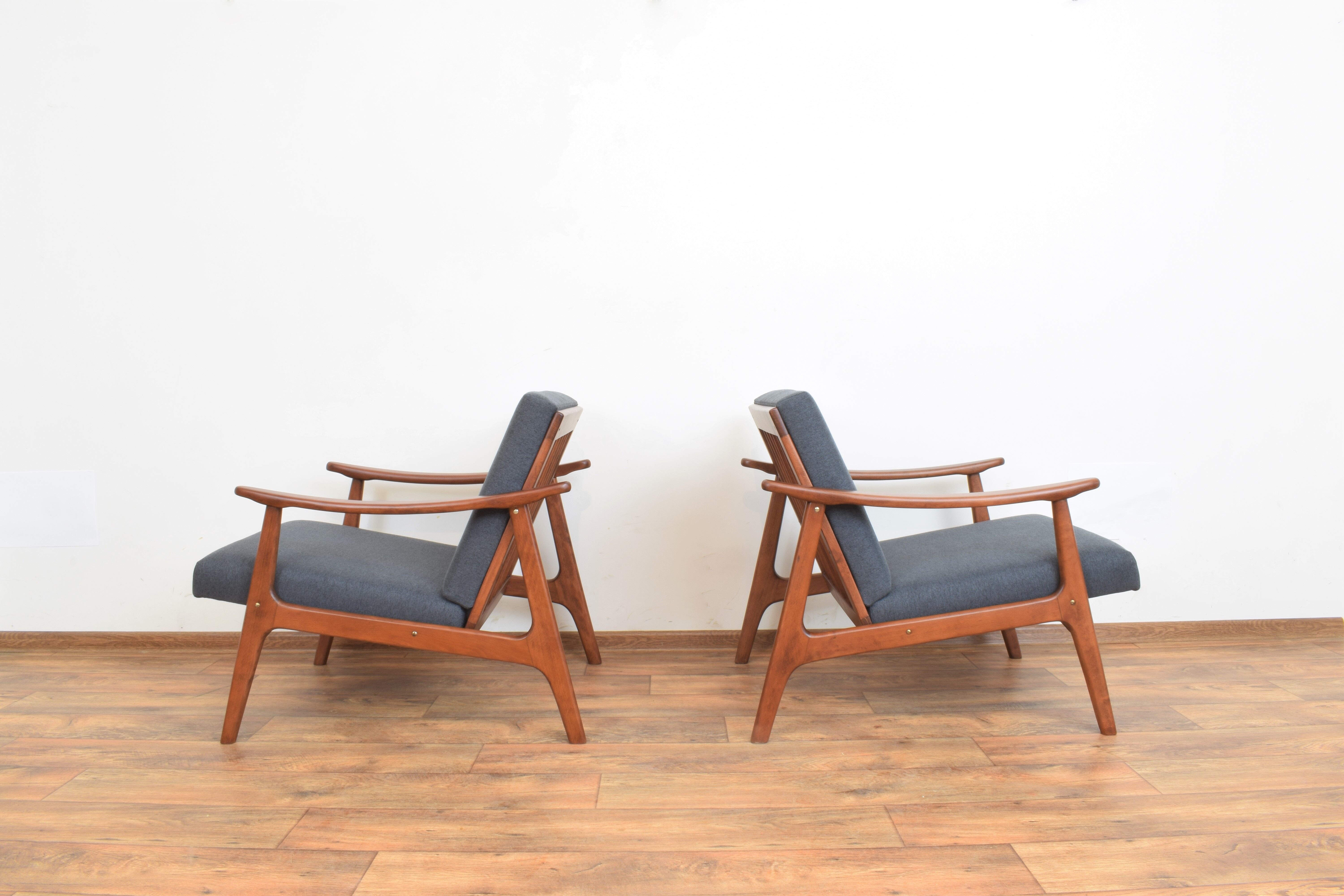 Polish Lounge Chairs, Set of 2.